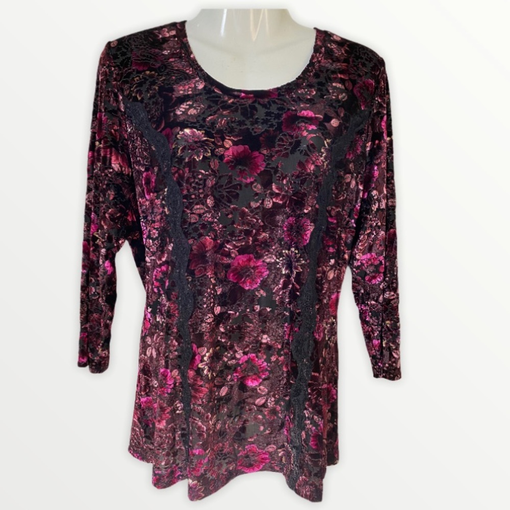 NWOT Women Floral Multicolor Tops Size M